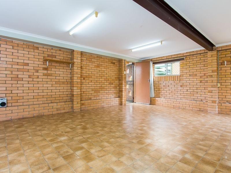 9 Orsan Street, Wynnum West QLD 4178