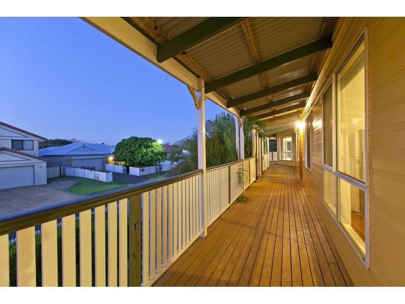 27 Sweetapple Place, Manly West QLD 4179