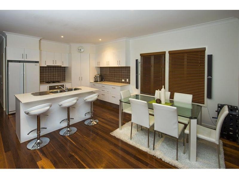 36 Wyena Street, Camp Hill QLD 4152