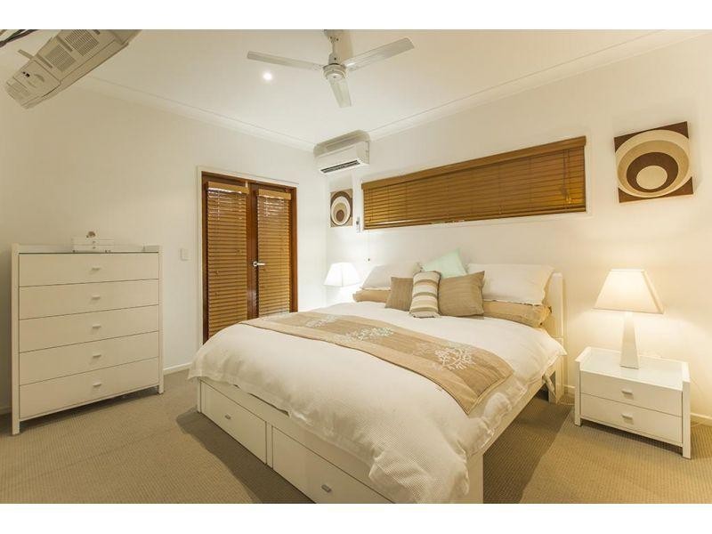 36 Wyena Street, Camp Hill QLD 4152