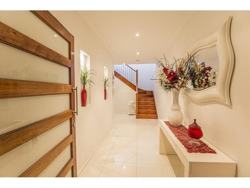 36 Wyena Street, Camp Hill QLD 4152