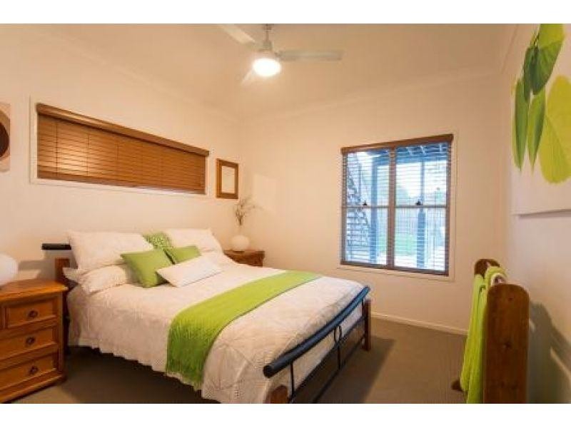 36 Wyena Street, Camp Hill QLD 4152