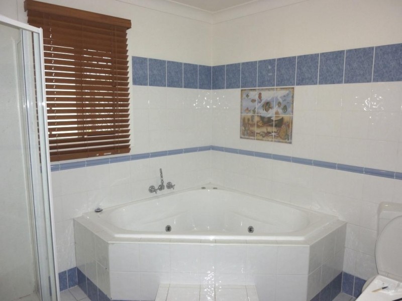 74 Major Street, Manly West QLD 4179