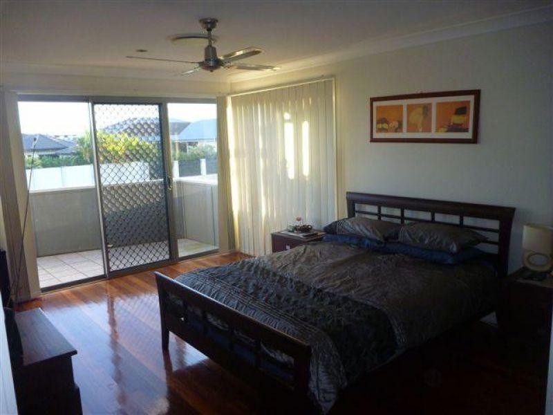 186 Hargraves Road, Wakerley QLD 4154