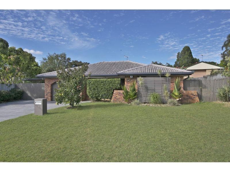 4 Idamea Street, Carina Heights QLD 4152