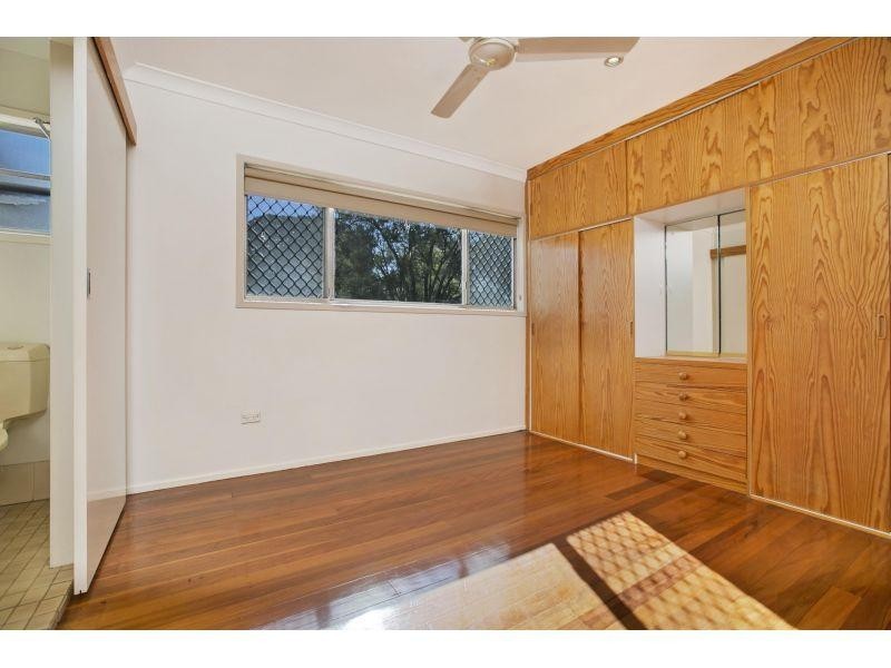 24 Tulkara Street, Manly West QLD 4179