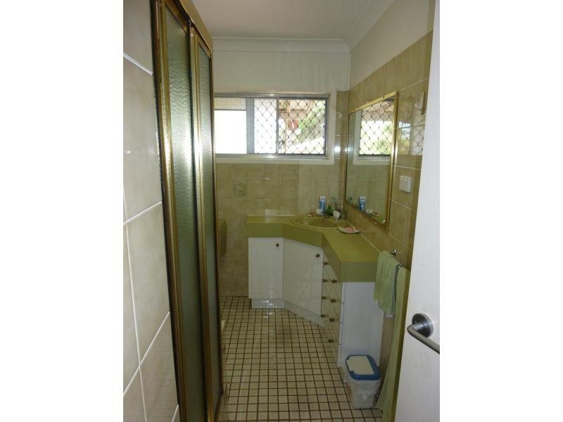 24 Tulkara Street, Manly West QLD 4179