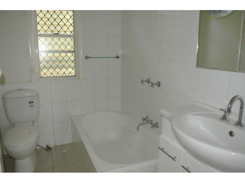 138 Dibar Street, Wynnum QLD 4178
