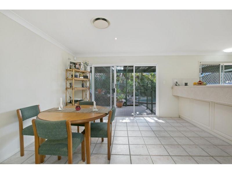 15  Christina Place, Belmont QLD 4153