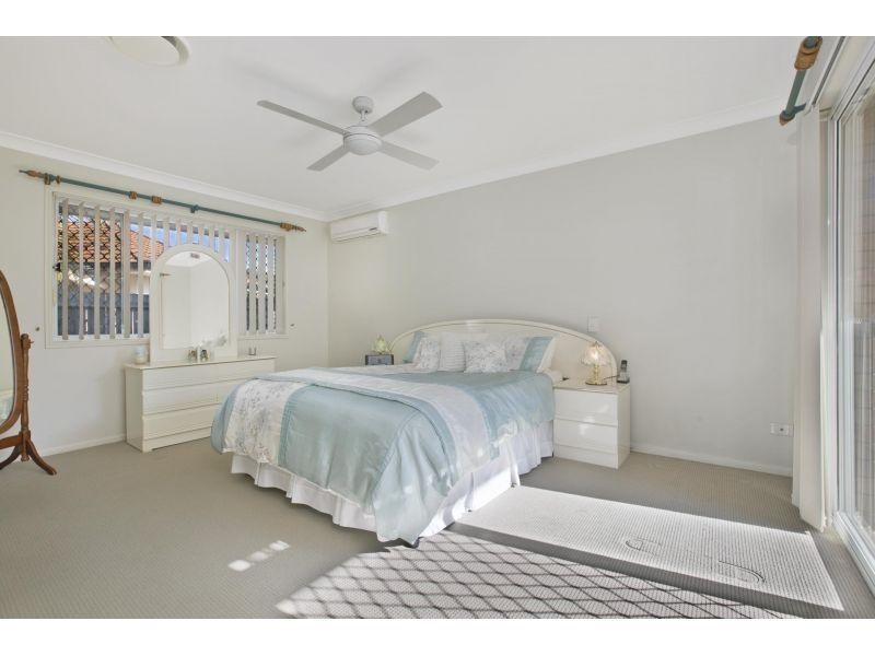 15  Christina Place, Belmont QLD 4153