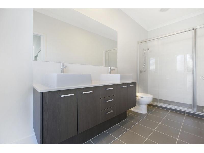 28 Esk Street, Wakerley QLD 4154