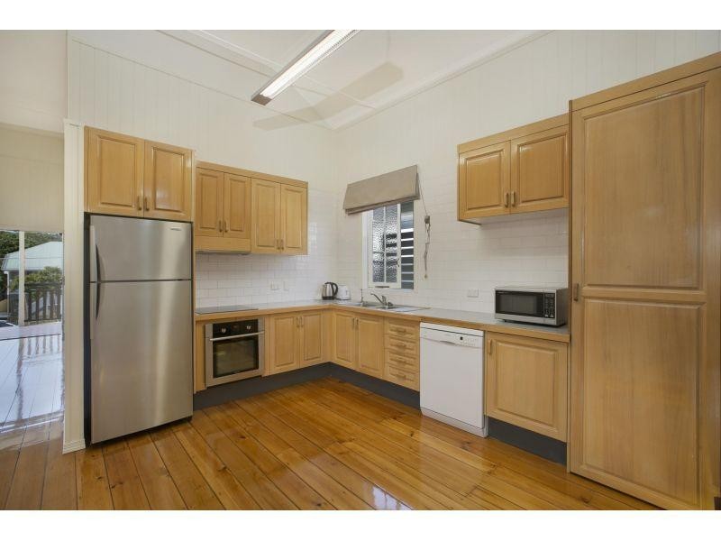 13 Keats Street, Cannon Hill QLD 4170