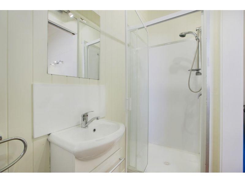 13 Keats Street, Cannon Hill QLD 4170