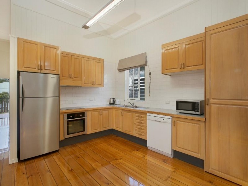 13 Keats Street, Cannon Hill QLD 4170