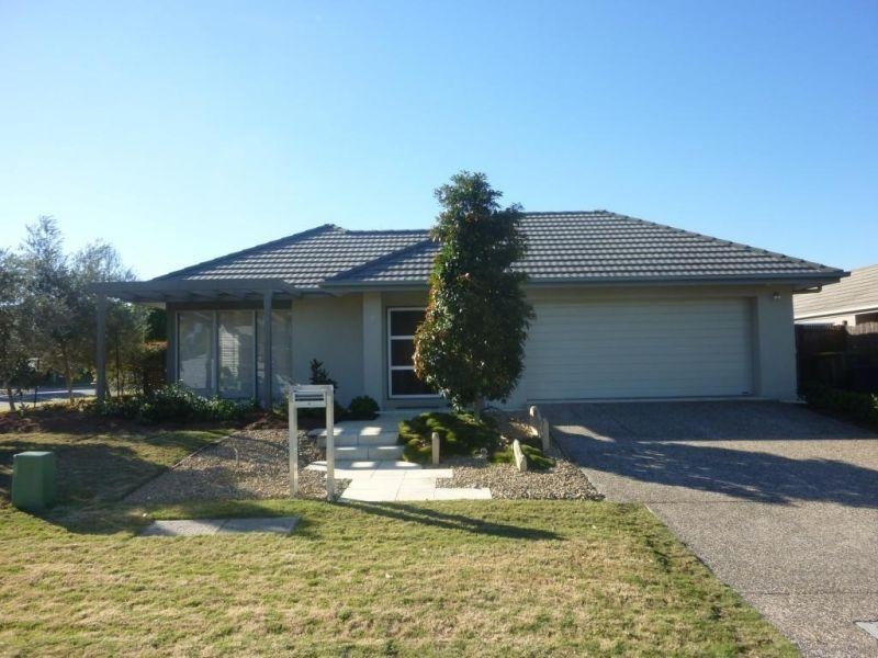 2 Franklin Street, Wakerley QLD 4154