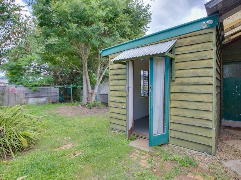 22 Daniel Street, Lota QLD 4179