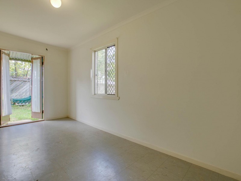 22 Daniel Street, Lota QLD 4179