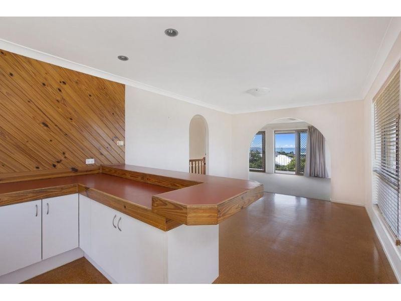 16 Kingsley Tce, Wynnum QLD 4178