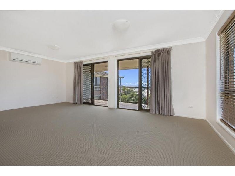 16 Kingsley Tce, Wynnum QLD 4178