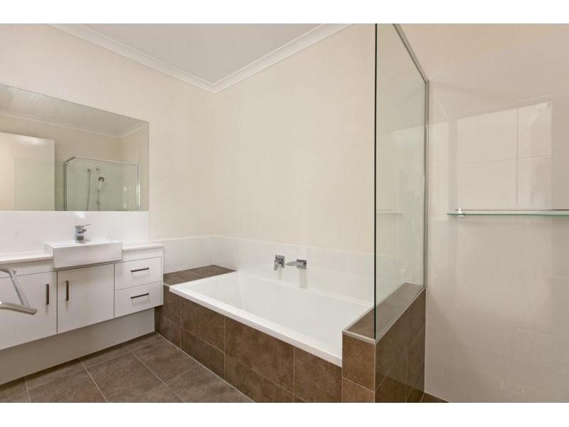 4/385 Hawthorne Road, Hawthorne QLD 4171