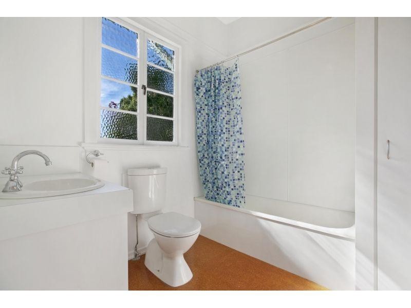 29 Parkview Avenue, Wynnum QLD 4178