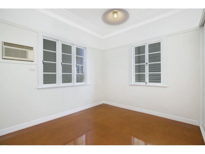 29 Parkview Avenue, Wynnum QLD 4178