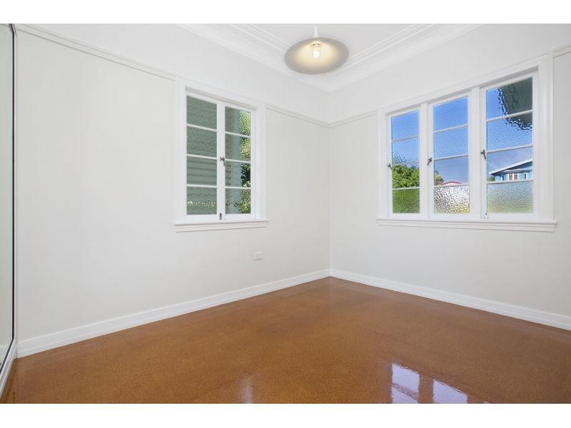 29 Parkview Avenue, Wynnum QLD 4178