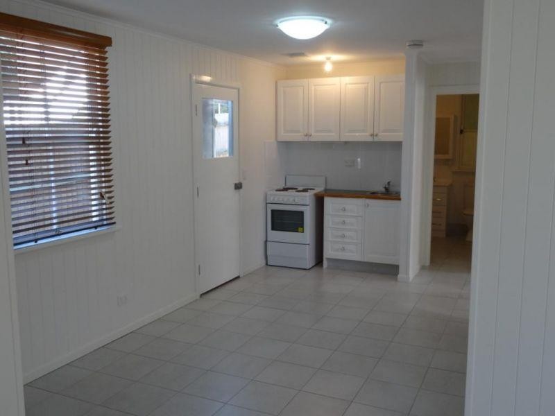 12b Boxgrove Avenue, Wynnum West QLD 4178