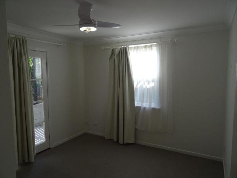 12b Boxgrove Avnue, Wynnum West QLD 4178