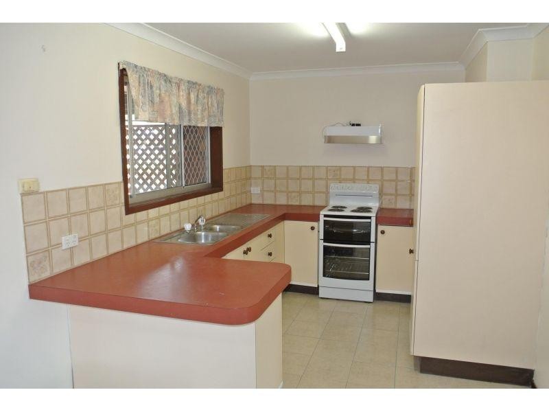 5 Falstaff Street, Belmont QLD 4153