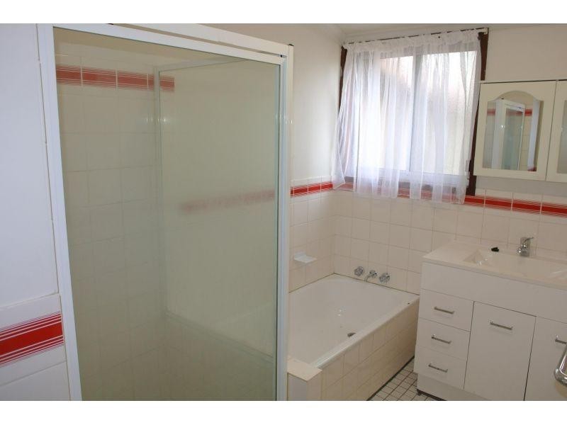 5 Falstaff Street, Belmont QLD 4153