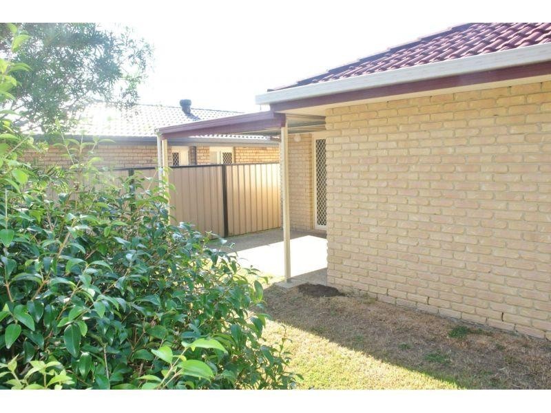 16 Magdalene Street, Wynnum West QLD 4178