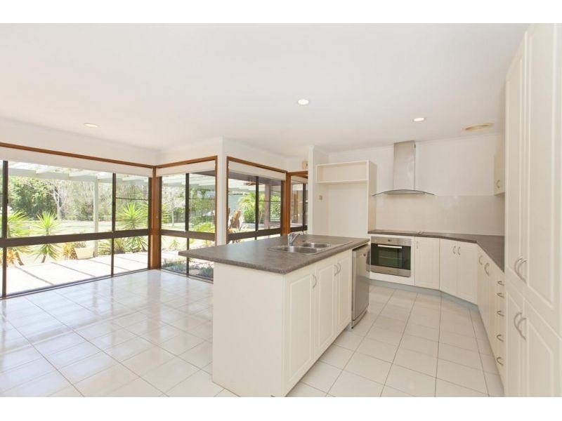 12 Oakwood Street, Capalaba QLD 4157