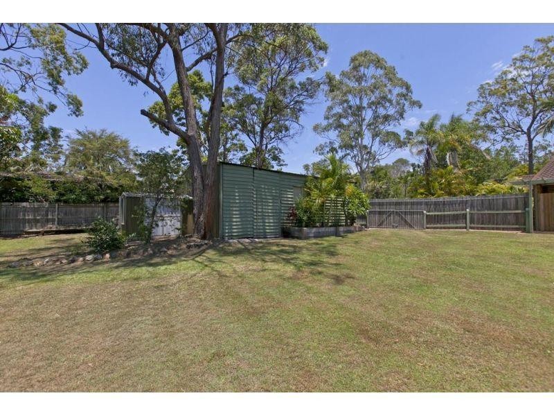 12 Oakwood Street, Capalaba QLD 4157