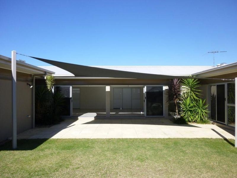 8 Macquarie, Wakerley QLD 4154