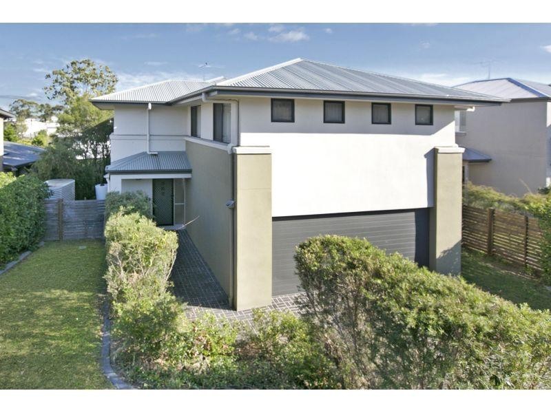 17 Lachlan Drive, Wakerley QLD 4154