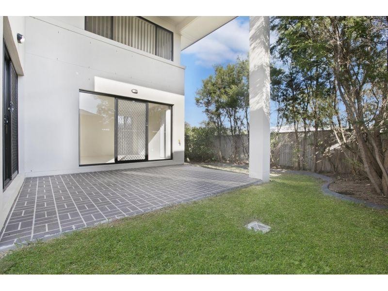 17 Lachlan Drive, Wakerley QLD 4154