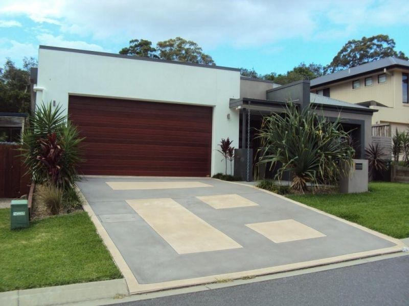 18 Bayschester Place, Wakerley QLD 4154