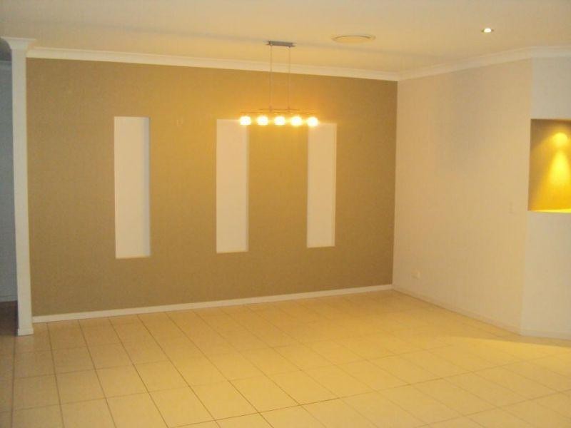 18 Bayschester Place, Wakerley QLD 4154