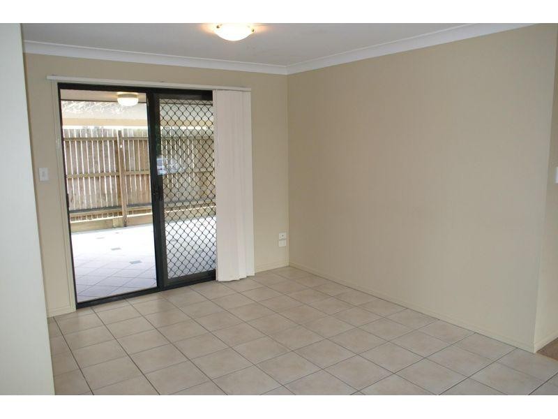 17 Rudkin Street, Wakerley QLD 4154