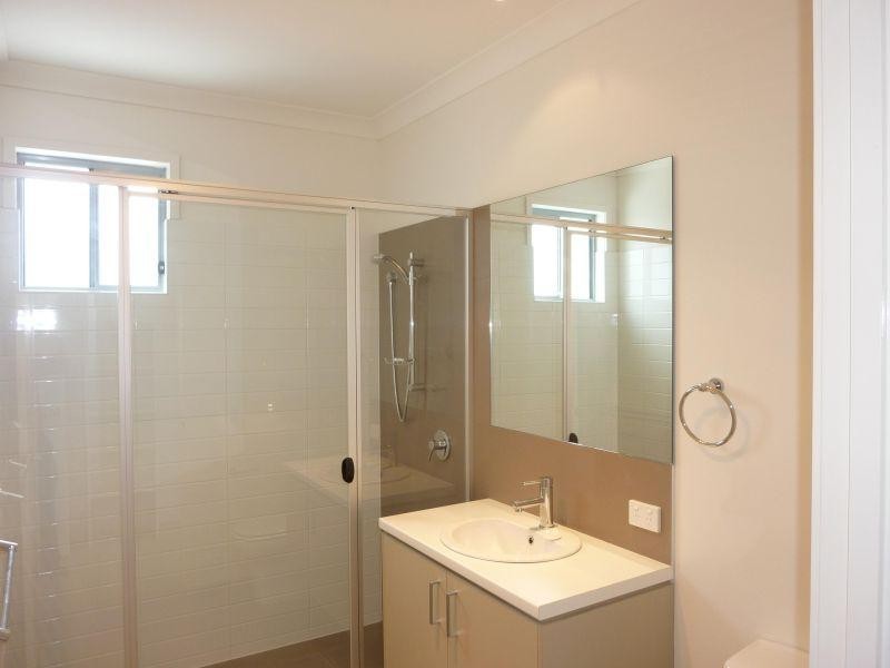 16 Grandis Close, Wakerley QLD 4154