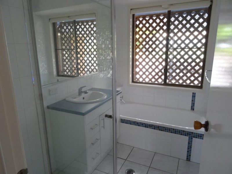 19 Grampian Court, Rochedale South QLD 4123