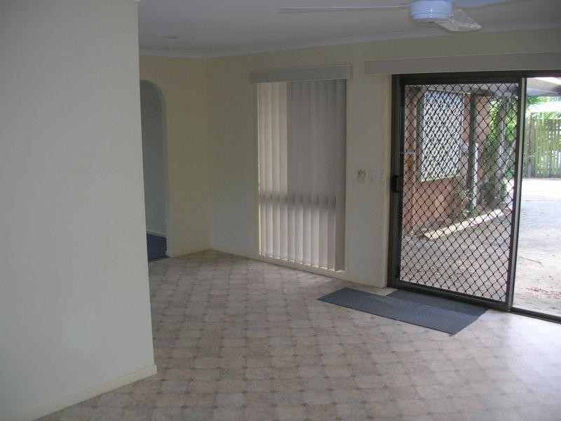 19 Grampian Court, Rochedale South QLD 4123