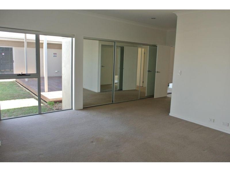 32  Macquarie Street, Wakerley QLD 4154