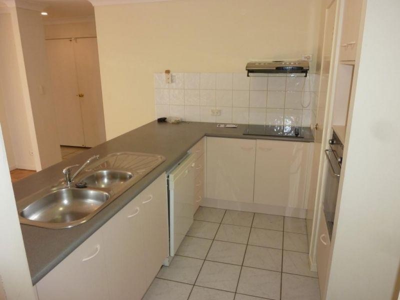 25/74 Plaza Street, Wynnum West QLD 4178