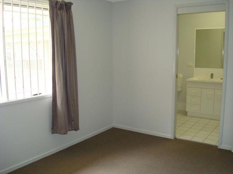 4  Soloman Crescent, Tingalpa QLD 4173