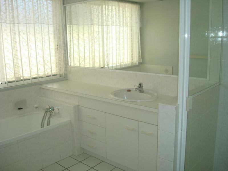 4  Soloman Crescent, Tingalpa QLD 4173