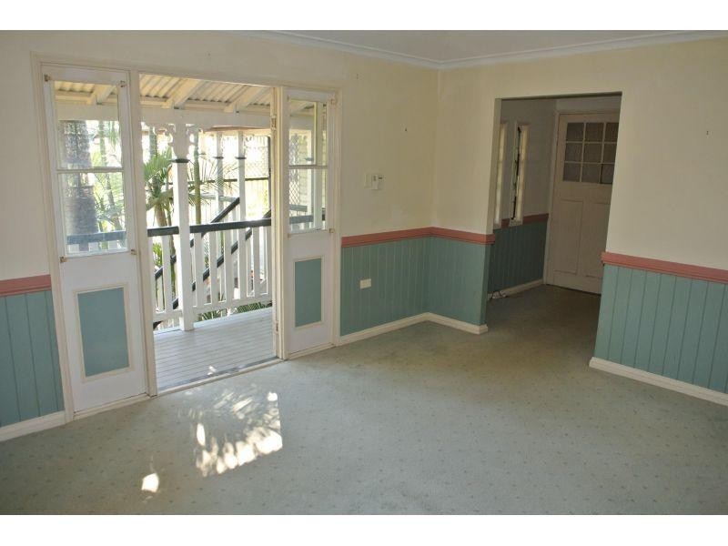 2212 Wynnum Road, Wynnum QLD 4178