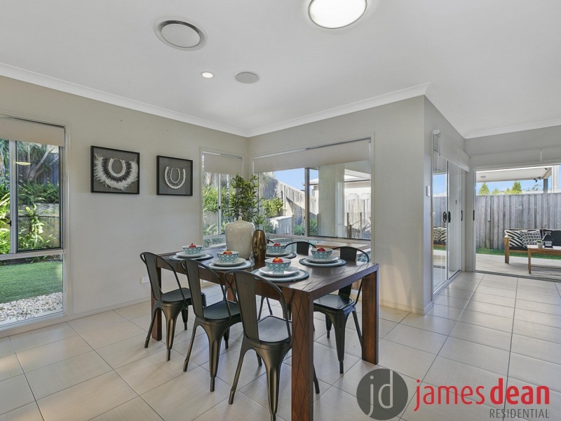 36 Balgowlah Street, Wakerley QLD 4154