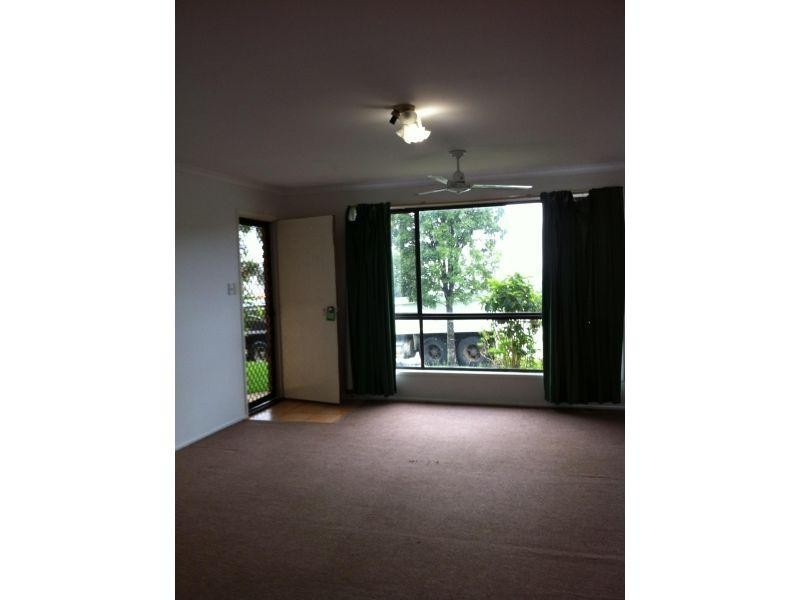 14 Plaza Street, Wynnum West QLD 4178